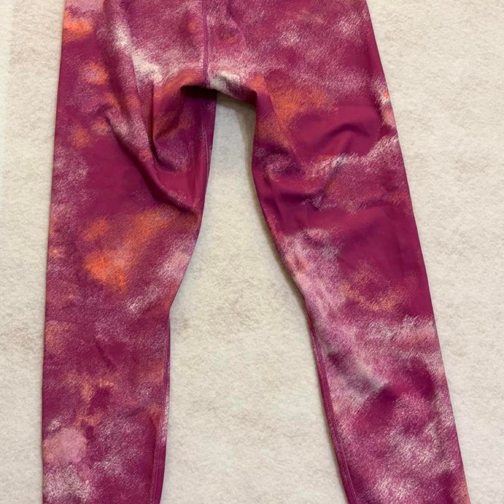 Nike One Women's High Waisted 7/8 Printed Leggings - XS